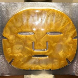 PREDIRE Golden Collagen Cell Renewal Facial Mask (Gold Mask)Ea. $2,687.50 Msrp